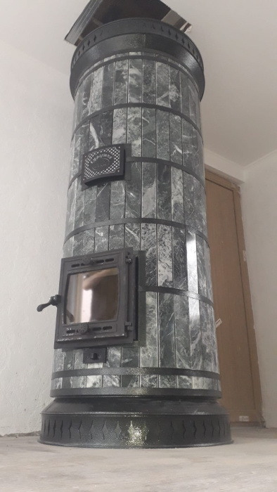 Печь отопительная "СУДАРЫНЯ" в змеевике