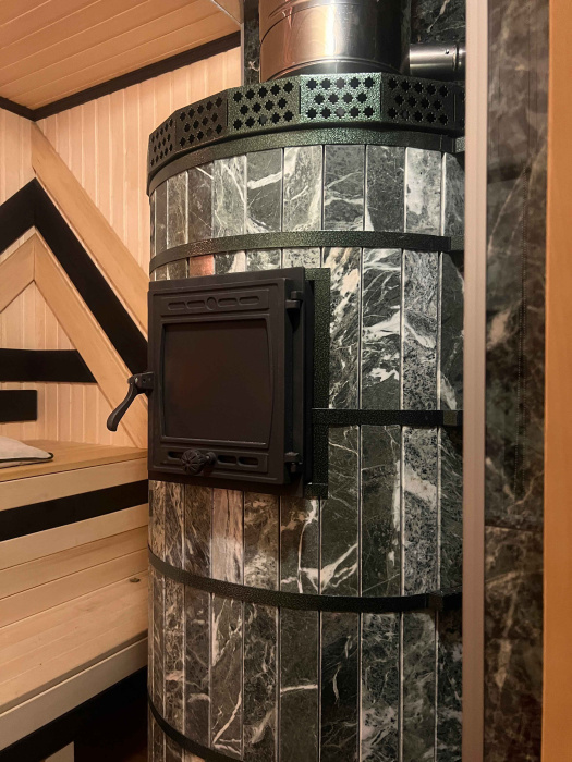 Печь банная с обращенным пламенем "ОБРАЩЕНКА-КДМ" в змеевике