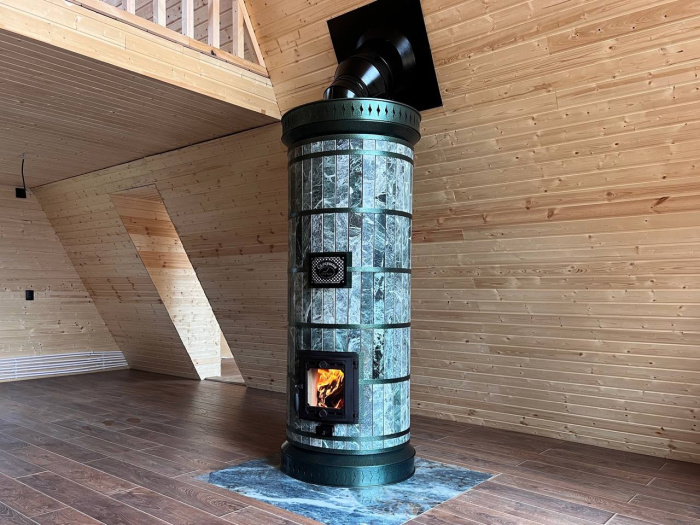 Печь отопительная "СУДАРЫНЯ" в змеевике