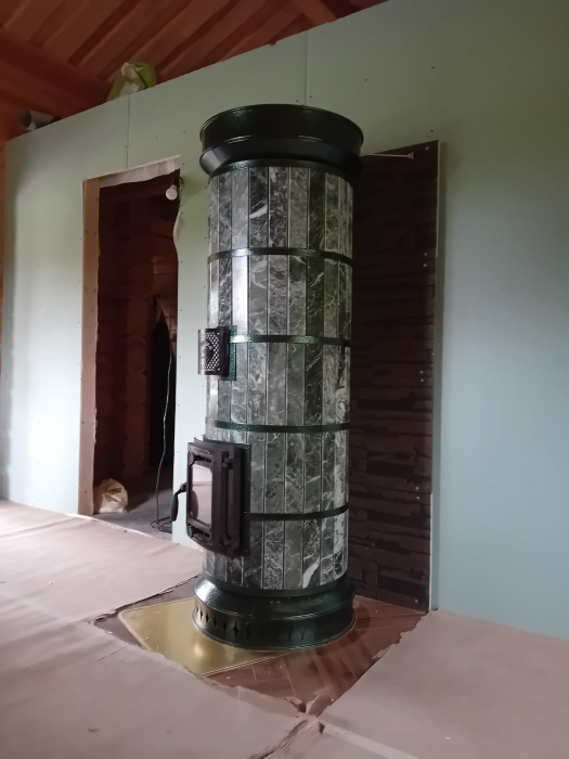 Печь отопительная "ЛАДУШКА" в змеевике