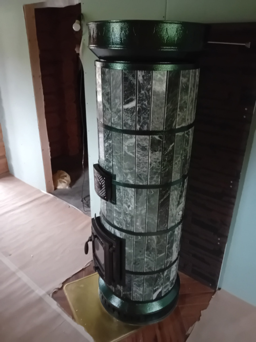 Печь отопительная "ЛАДУШКА" в змеевике