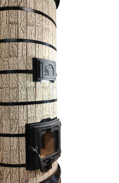 Печь отопительная "СУДАРЫНЯ" в кирпичной облицовке Береза