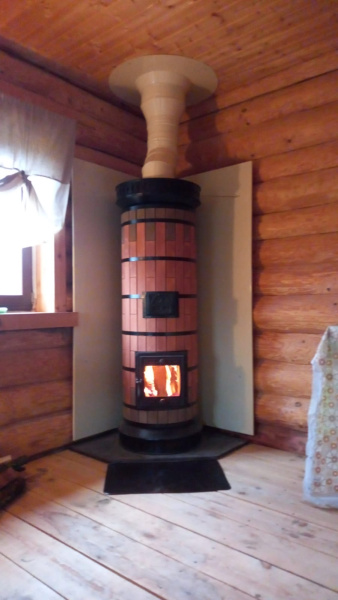 Печь отопительная "ЛАДУШКА" в кирпичной облицовке