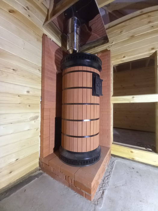 Печь банная «РУССКАЯ БАНЯ» С ЗАКРЫТОЙ КАМЕНКОЙ в кирпичной облицовке