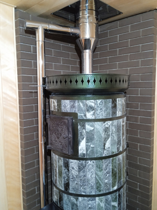 Печь банная «РУССКАЯ БАНЯ» С ЗАКРЫТОЙ КАМЕНКОЙ в змеевике