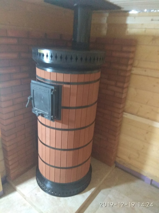 Печь банная «РУССКАЯ БАНЯ» С ЗАКРЫТОЙ КАМЕНКОЙ в кирпичной облицовке