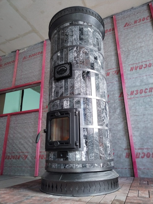 Печь отопительная "СУДАРЫНЯ" в змеевике