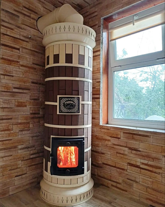 Печь отопительная "ЛАДУШКА" в кирпичной облицовке Керма-Лето